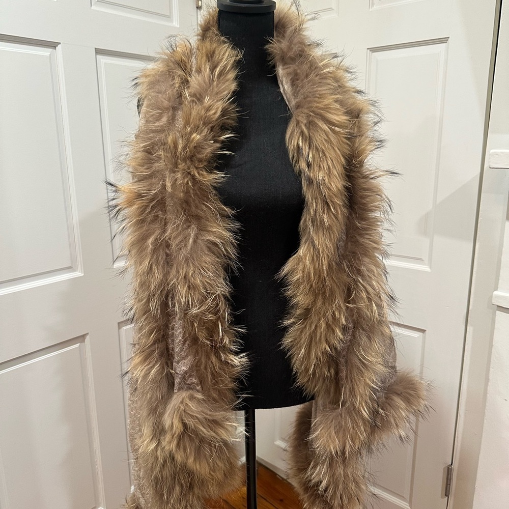 Real Fox Fur Wrap and Scarf - Picture 4 of 7